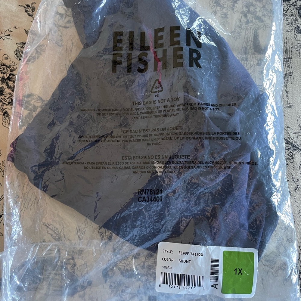 A bundle of 22 Gently Worn Eileen Fisher clothing m-2x (no stains, no smoke)